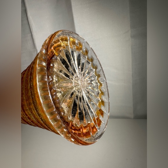 Vintage Imperial Carnival Glass Marigold Ripple Swung Vase - Picture 9 of 15